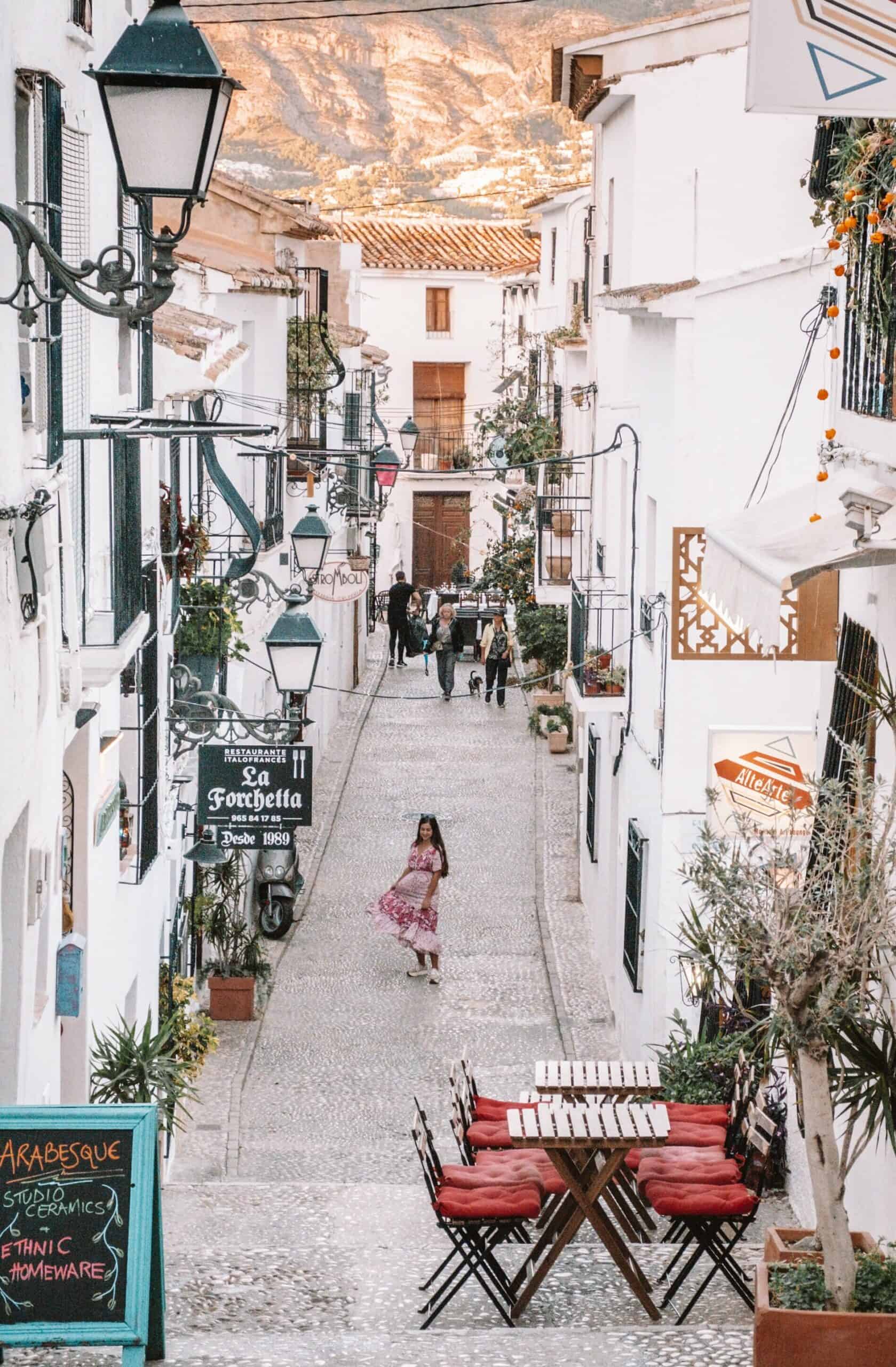 Altea, The Santorini Of Spain- A Captivating Gem Of White-Washed Beauty 1 Altea, The Santorini Of Spain- A Captivating Gem Of White-Washed Beauty