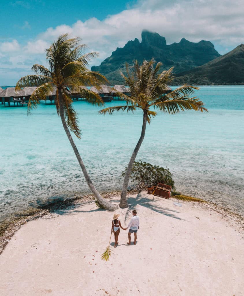 Couple Photo Bora Bora Drone