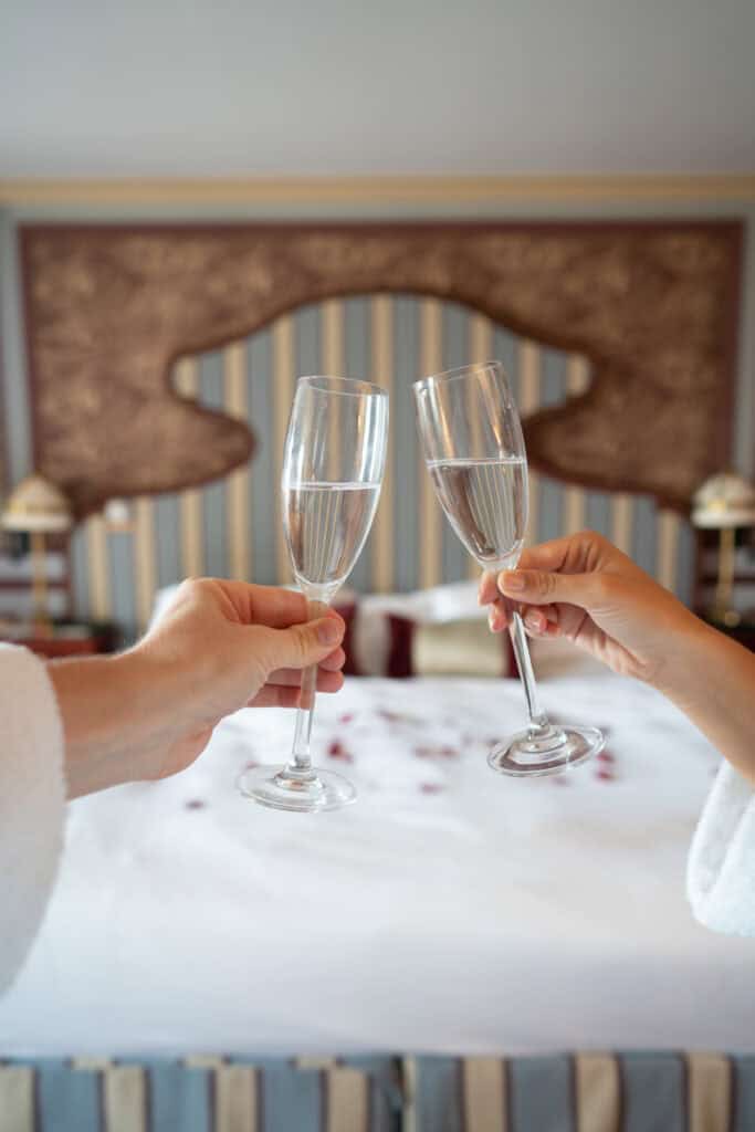 Romantic Weekend In Bordeaux, France: Where To Stay &Amp; What To Do