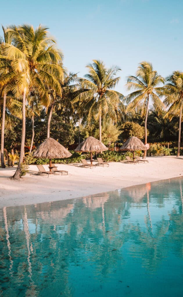 Four Seasons Bora Bora Lagoon, Private Beach