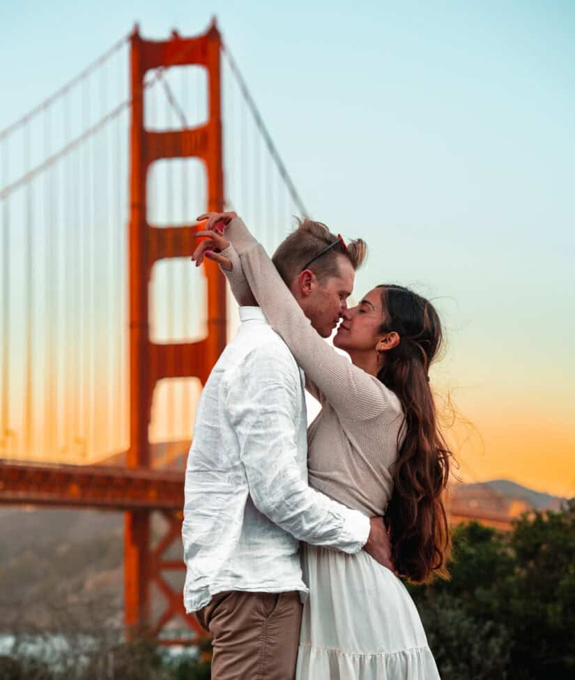 Romantic Photoshoot At The Golden Gate