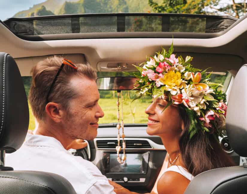 Honeymoon Photoshoot In Moorea