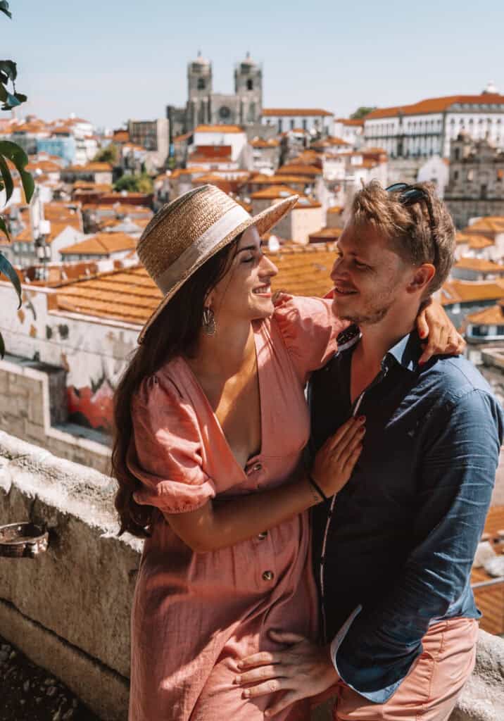 Miradouro Da Vitória Couple Photo