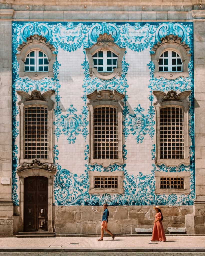 Igreja Do Carmo Couple Photo